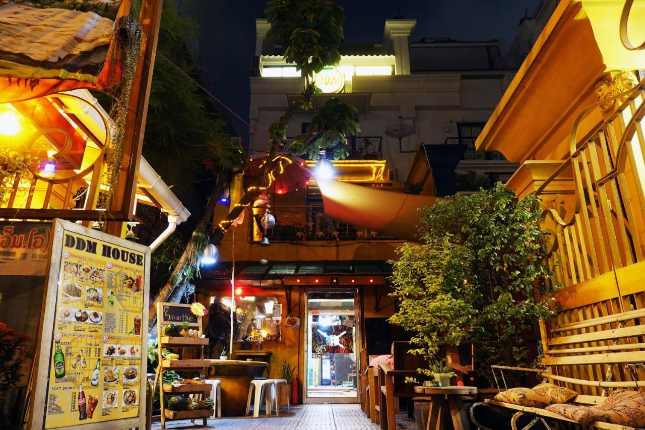 Ddm House Hostel Bangkok Exterior photo
